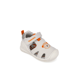262185 Canvas Vented Shoe 